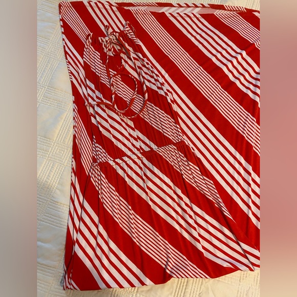 Red and white stripe maxi. Spring, summer, resort, cruise - Picture 2 of 11